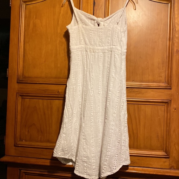 Gorgeous white embroidery cotton dress ❤️ - Picture 5 of 6